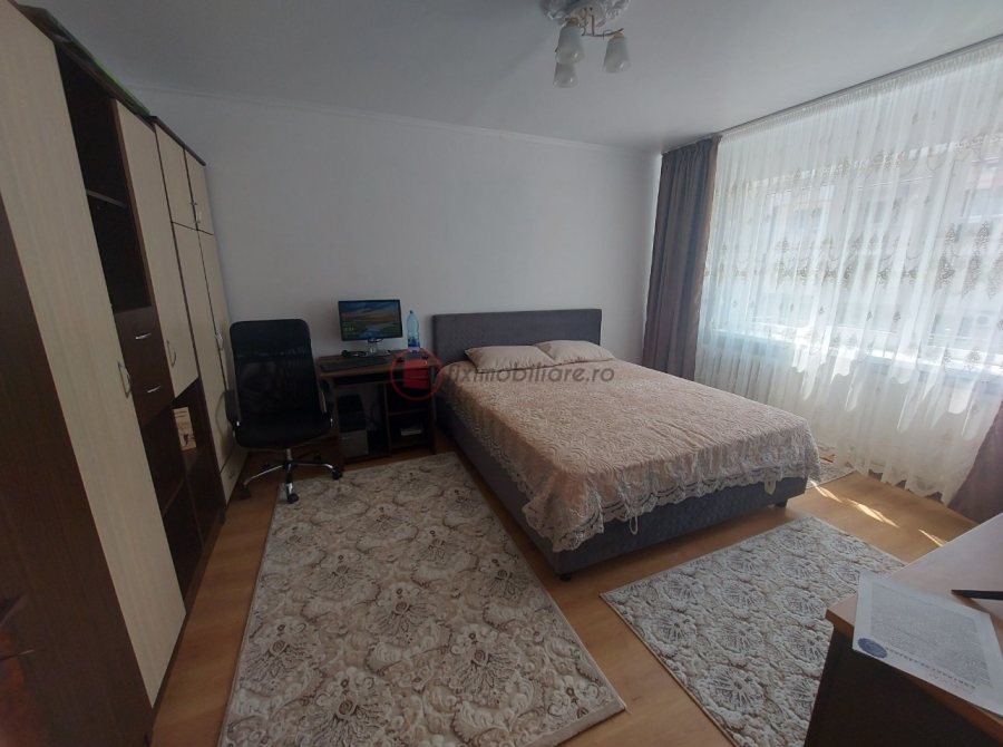Podu Ros - Piata Nicolina Apartament 1 cameră, etaj 1