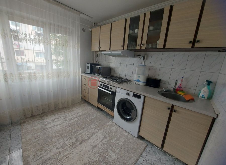 Podu Ros - Piata Nicolina Apartament 1 cameră, etaj 1