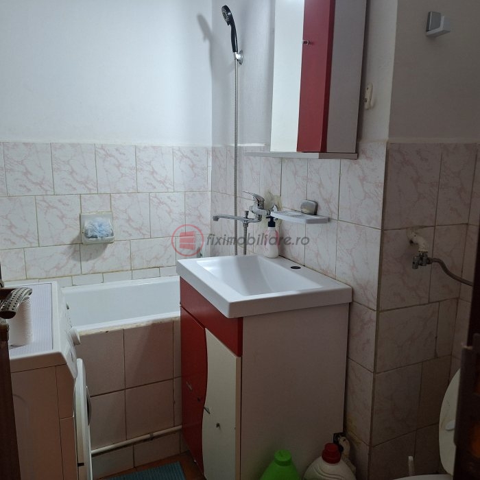 Tătărași, Flora, garsonieră de 31mp, etaj intermediar, bloc fără risc