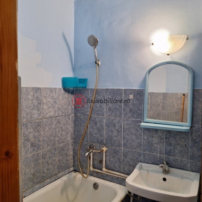Apartament cu 1 cameră, decomandat - Nicolina 1, Iași