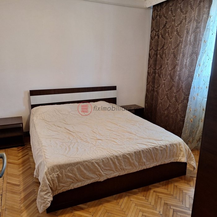 Podu Roș, apartament 2 camere, 50mp, cu CT