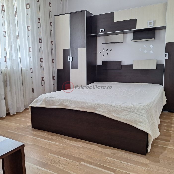 Podu Roș, Apartament 2 camere, 50mp, etaj 3, cu CT