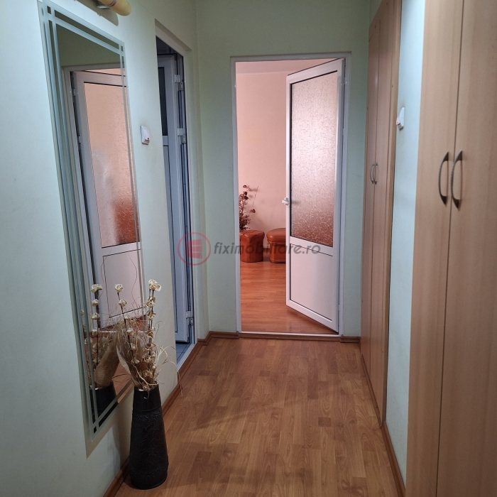 Tudor, Bucșinescu, 2 camere, 50mp, etajul 1